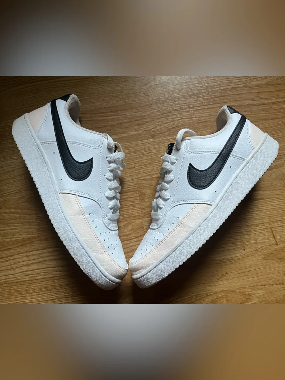 9.5 - Women’s Nike Court Vision LO